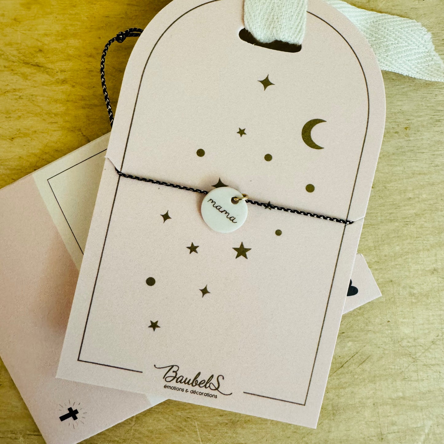 Bracelet médaillon mama