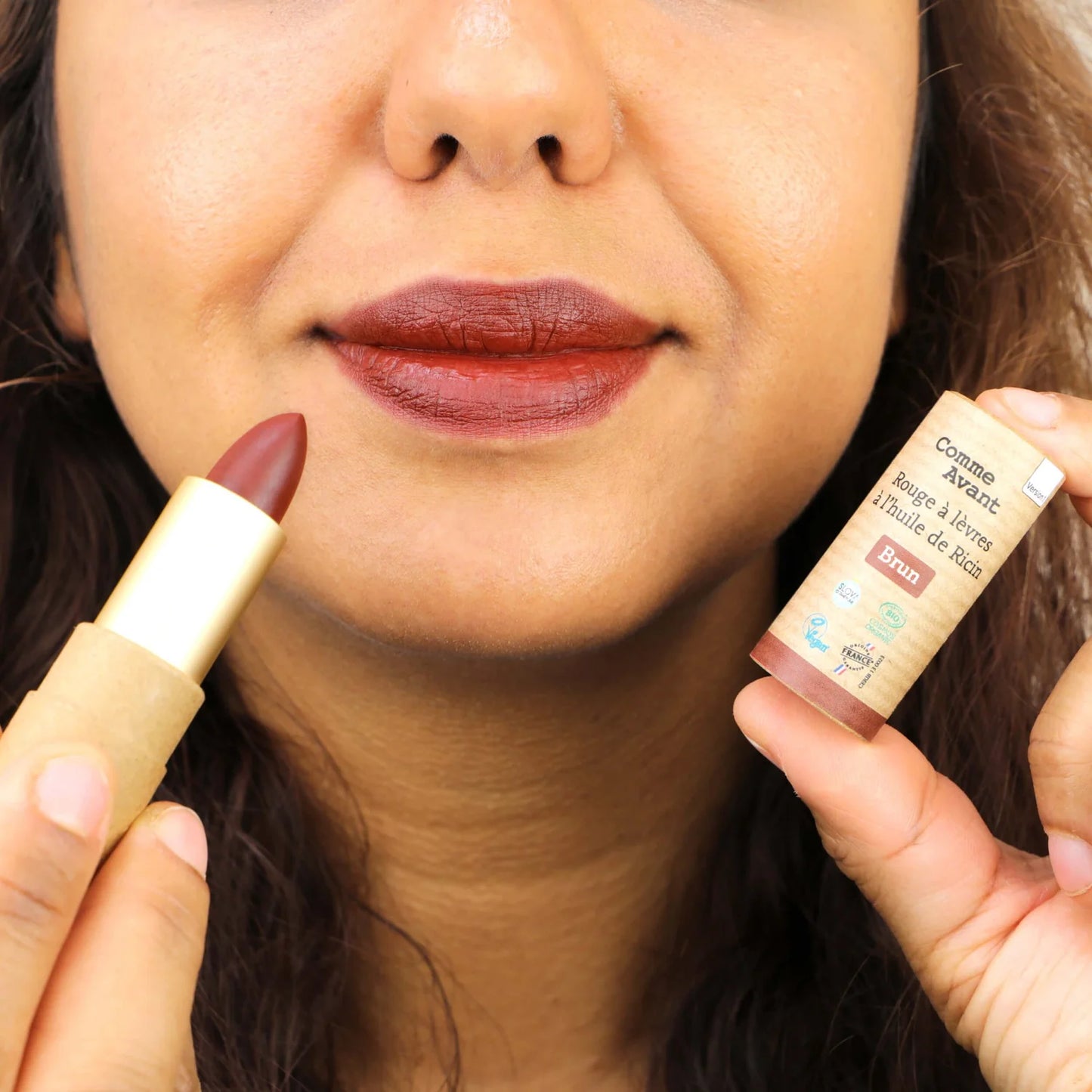 Rouge à lèvres à l'huile de ricin BIO - brun