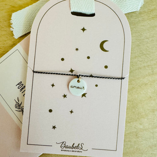 Bracelet médaillon amour