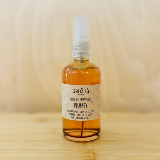Eau parfumée "plumsy"