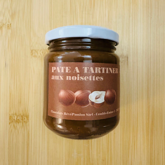 Pâte à tartiner aux noisettes