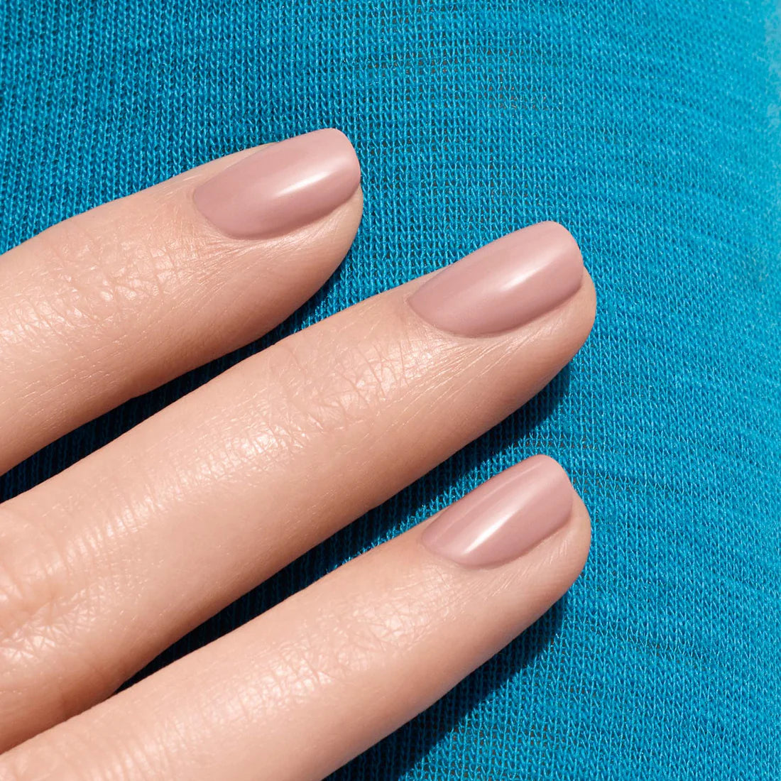 Vernis à ongles semi-permanent beigé rosé (shell beige)