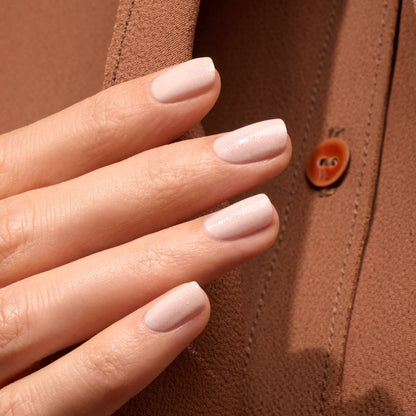 Vernis à ongles gamme Green™ blanc aux reflets rose irisés (Gloss)