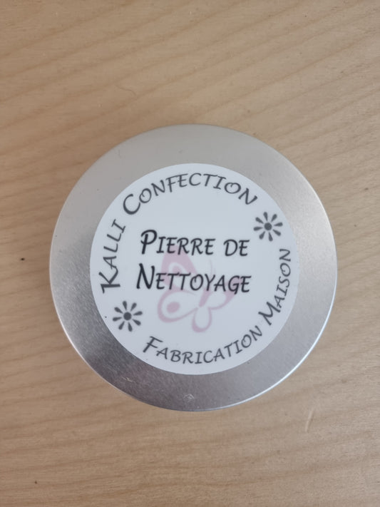 Pierre de nettoyage à l'argile blanche et au savon noir